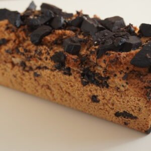 Budín Keto con Trozos de Chocolate – Sin Gluten & Sin Azúcar